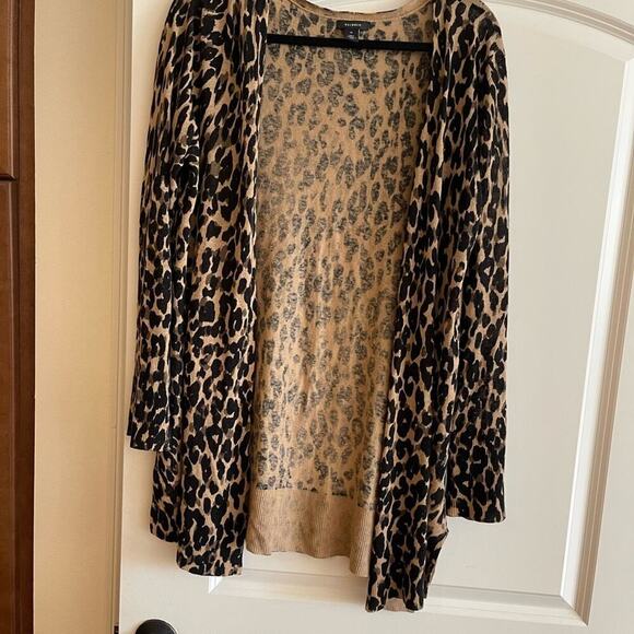 Halogen cardigan leopard design - 2 side slits - Picture 3 of 5